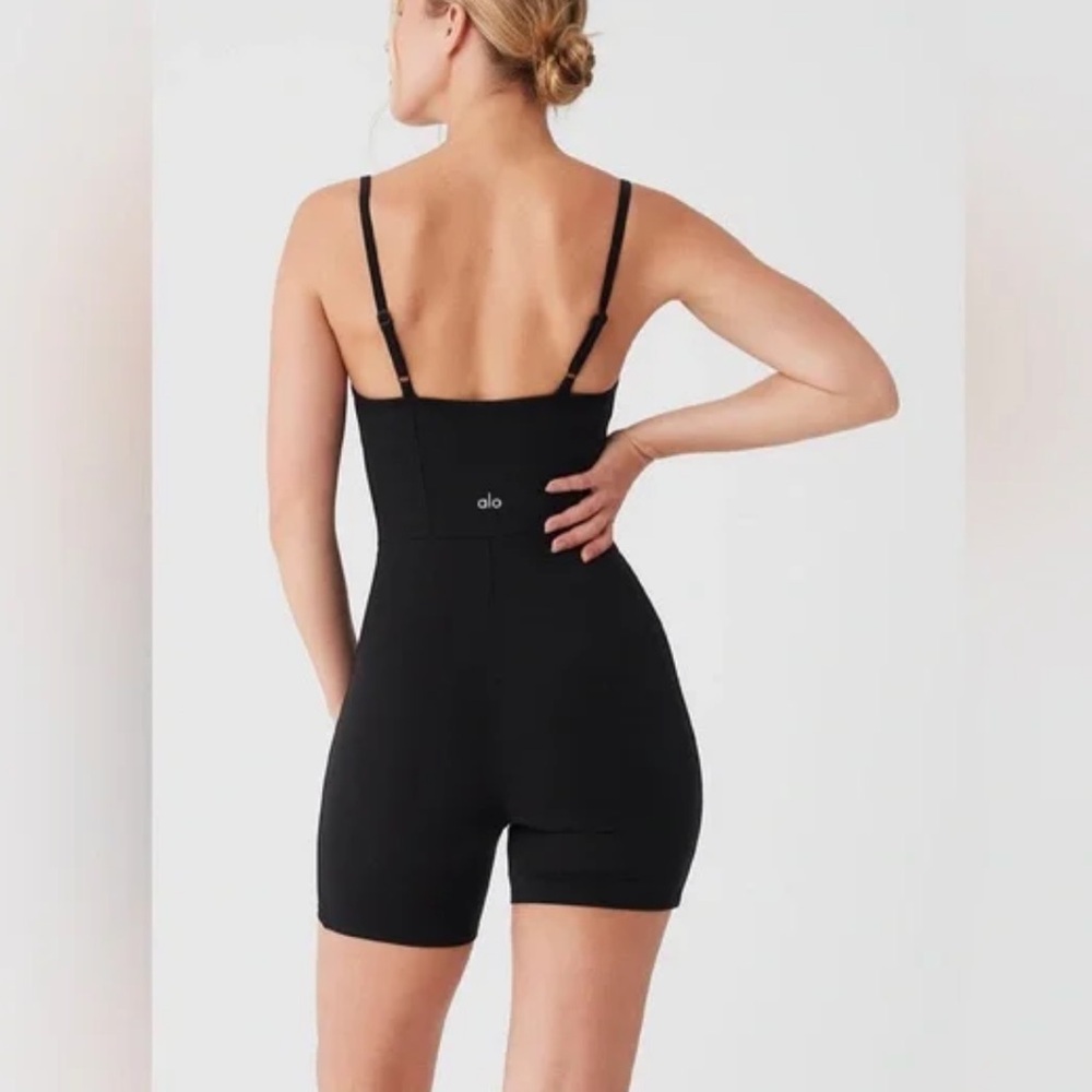 ALO Yoga Airbrush Mesh Everlasting Onesie Size S Black Activewear Stretch Chic - Picture 4 of 9